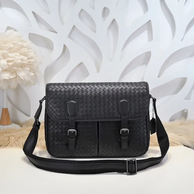 All categories 💚 Top version men’s bags 💚 BV 2024 new BV crossbody bag